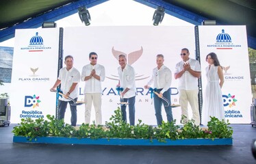 "Inversionistas internacionales, incluido Alex Rodríguez, anuncian aeropuerto privado en Playa Grande con una inversión que supera los 1,300 millones de dólares."