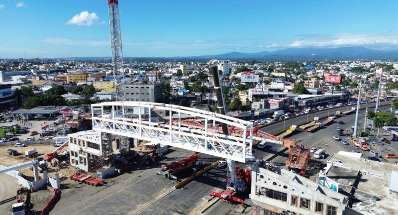 Retirarán puente peatonal del km 9 de la Duarte este domingo