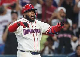 Dominicana aplasta a Países Bajos 12-1 con cuatro jonrones y sigue invicta en el Clásico Mundial