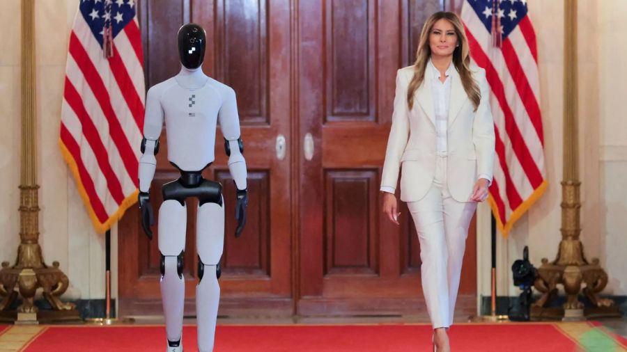 Casa Blanca exhibe androide en cumbre sobre educación e IA