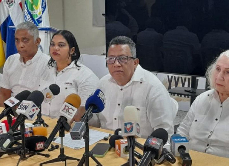 Panaderos en República Dominicana alertan sobre posible alza del pan por aumento en costos de harina e insumos tras eliminación de subsidio.
