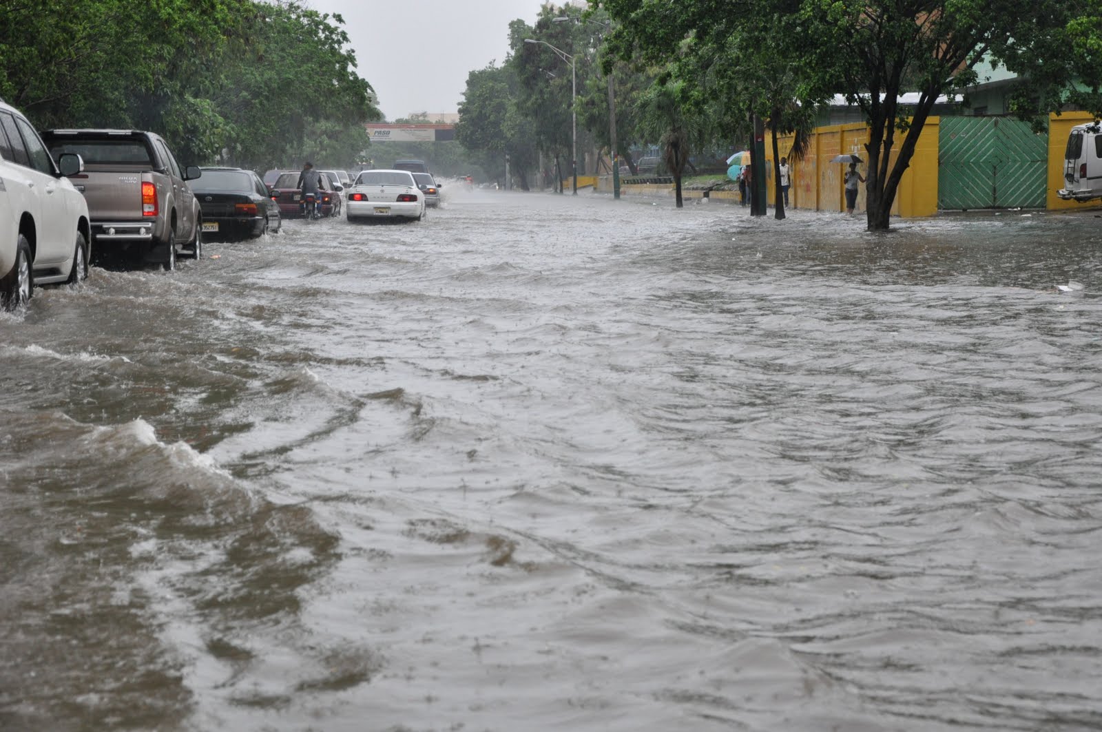 Fuertes lluvias en RD provocan inundaciones,