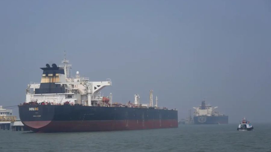 Fuerzas armadas iraníes alertan de represalias ante presión naval