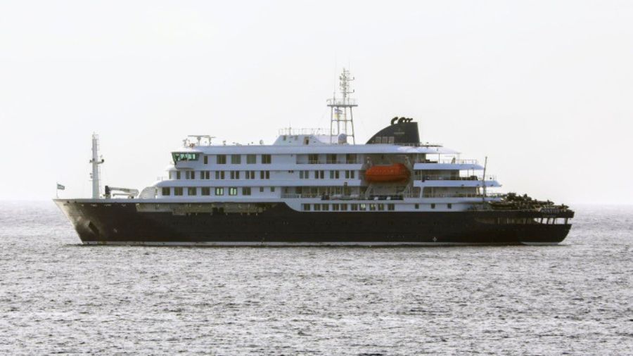 Crucero con hantavirus: evacúan pacientes graves hacia Países Bajos