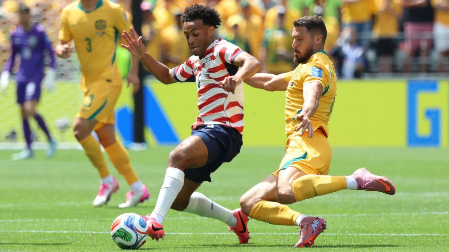 Estados Unidos venció 2-0 a Australia en Seattle y aseguró su clasificación