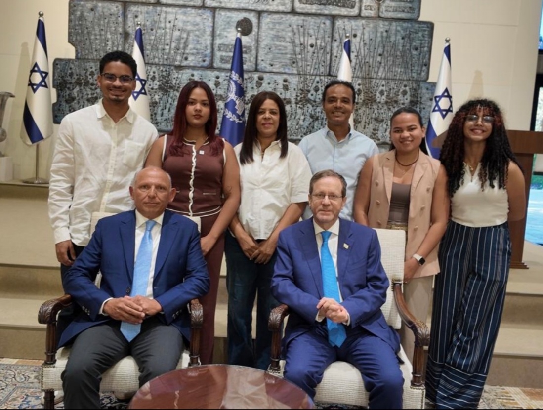 Apolo 27 de INTEC logra histórico Premio a la Innovación en Israel.